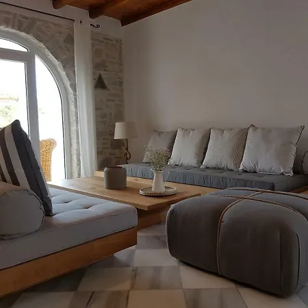 Paros Holiday Alyki Villa