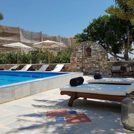 Paros Holiday Alyki Villa *