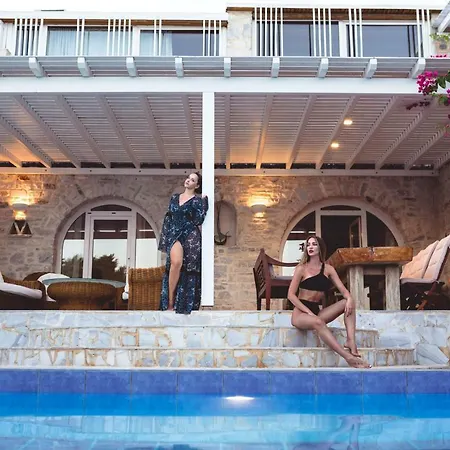 Paros Holiday Alyki Villa